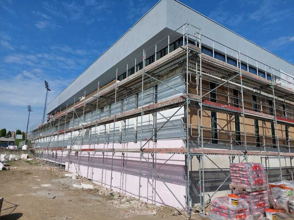 Špatné počasí odkládá otevření bazénu v Kroměříži až do září