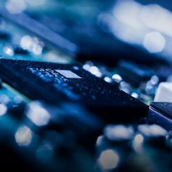 Onsemi investuje do čipové výroby v Rožnově pod Radhoštěm
