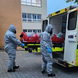 Bulovka prověřuje u ženy po návratu z Ugandy i ebolu. Riziko pro veřejnost je podle ministerstva nízké