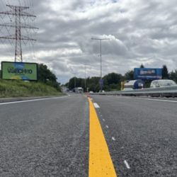 První etapa opravy Kbelské v Praze skončila. Řidiče kamionů čeká omezení na rampě z Novopacké