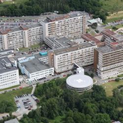 Chirurgický pavilon za čtyři miliardy zlepší péči ve FN Plzeň. Stavba omezí provoz i parkování
