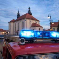 Dobřanští hasiči pod palbou stížností. Lidem vadí houkání a majáky při zásazích