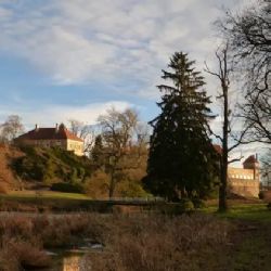 Horšovský Týn zve do míst, kam se běžně nechodí. Zámecký park ukáže i své skryté zázemí
