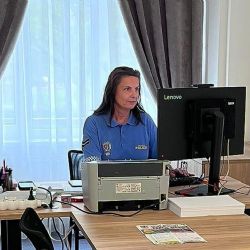 Plzeňská Čtyřka má nové kontaktní místo městské policie. Strážník bude přímo na radnici