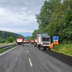 Plzeňský kraj čeká léto plné uzavírek. Opravy zasáhnou D5, přivaděče i silnice na Šumavu