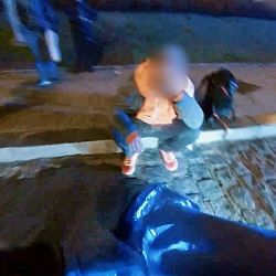 Výtluk u hlavního nádraží poslal muže z elektrokoloběžky do bezvědomí (video)