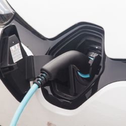 Pražské služby rozšiřují síť svých dobíjecích stanic pro firemní elektrovozy