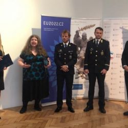 Při zahájení mezinárodní konference CULTNET 2022 byli oceněni odborníci Ministerstva kultury