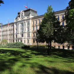 Ministerstvo obrany pořídilo v Jincích bytový komplex se 76 byty pro potřeby Armády ČR