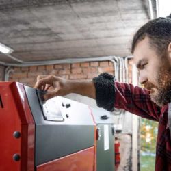 Plynové spotřebiče v jižních Čechách: jak je udržovat a co zvládnete sami?