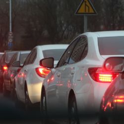 Plzeňský kraj ochromily uzavírky, řidiče čekají zdržení