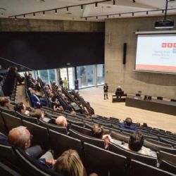 Pražské univerzity posilují ochranu výzkumu. Nová pravidla míří i na středočeská pracoviště