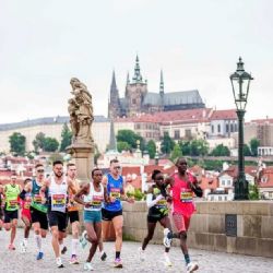 Pražský maraton provázelo horko: záchranáři ošetřili 163 lidí, 35 skončilo v nemocnici