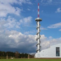 Turbínová rozhledna na Šibeníku láká návštěvníky k Orlickým horám