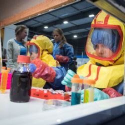 Věda v akci: Letňany hostí stovku experimentů, technologií a studentských projektů